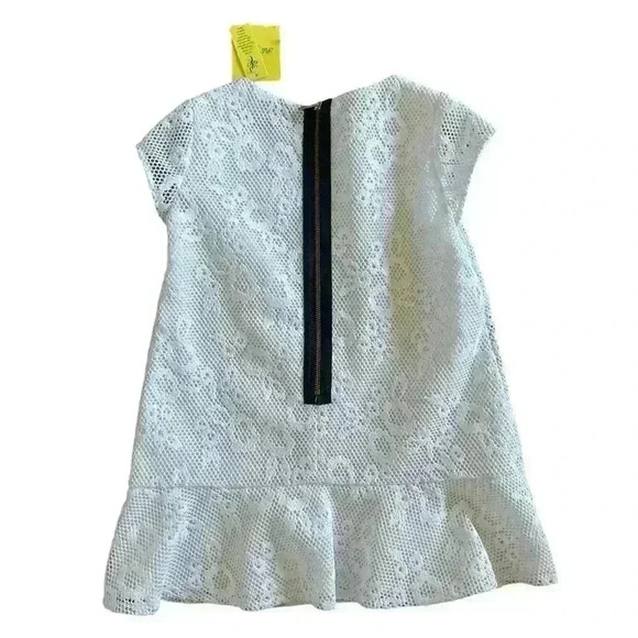 NWT Pili Carrera Cap-Sleeve Floral Netted Shift Lace Dress White Girls Size 4 - Picture 2 of 4